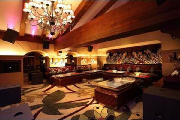 晚上九点成都，探寻养生休闲新天地(成都养生的地方)