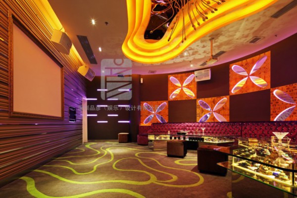 成都顶级酒店桑拿体验，养生休闲新选择(成都桑拿房有哪些)